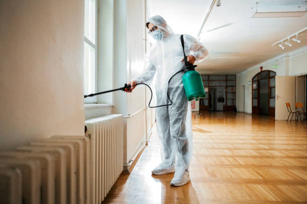 Best Pest Prevention Services  in Cloverdale, CA